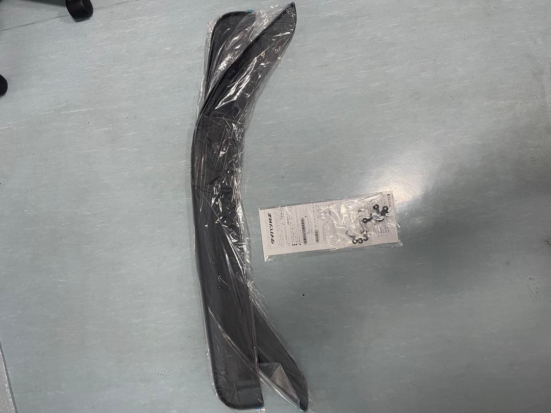 ハイゼットトラックバイザー新品 08610-K5008-