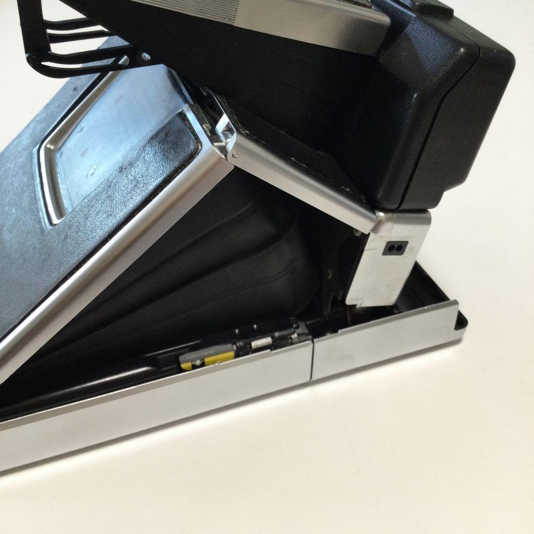 ポラロイド　SX-70 SONAR autofocus