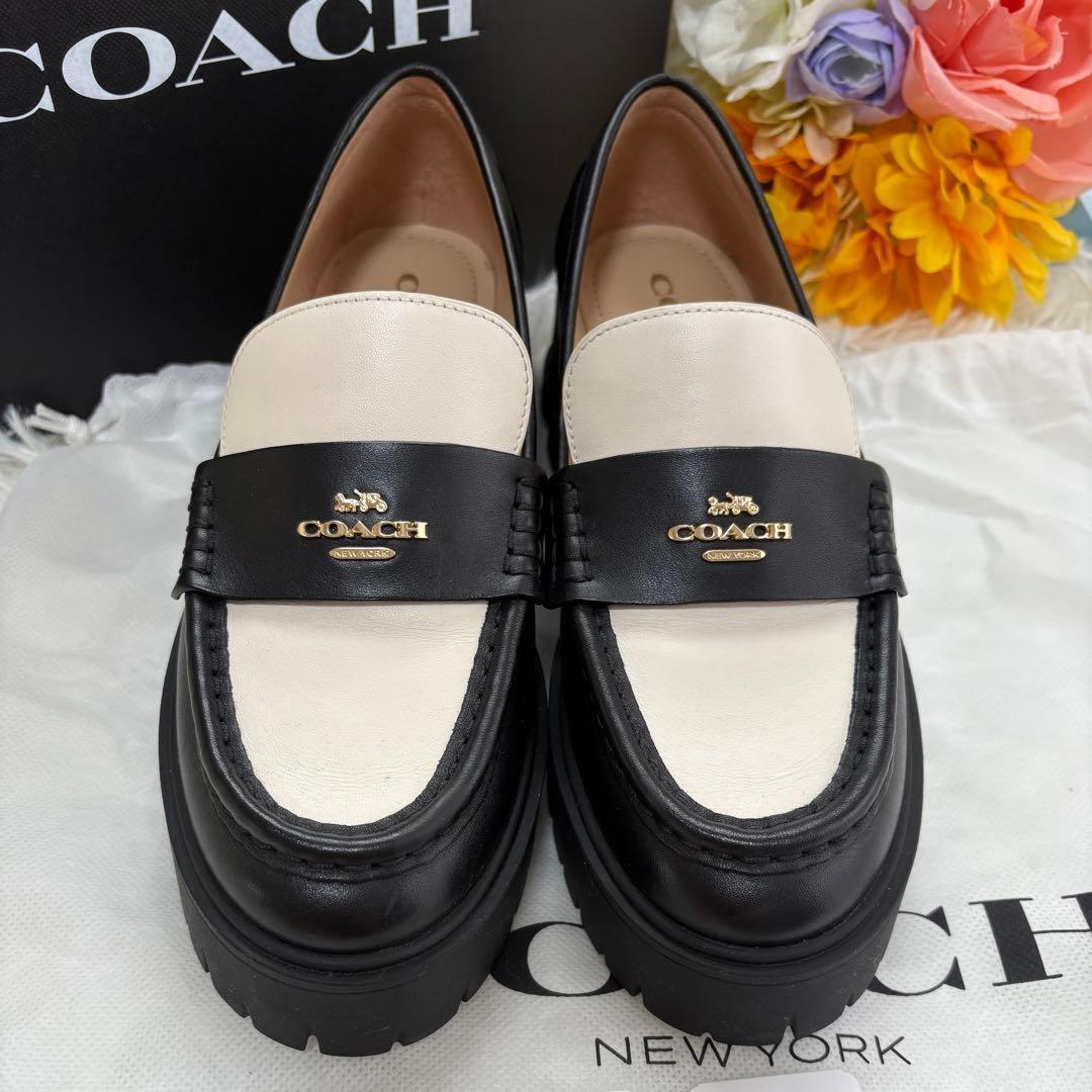 美品　箱袋タグ付　コーチ　ルーシー　ローファー　厚底　ブラック　ホワイト　レザー