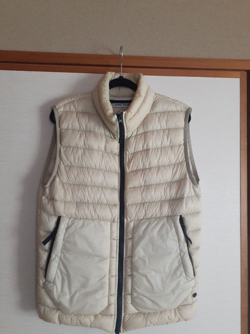 STONE 　ダウンベスト　キルティングベスト