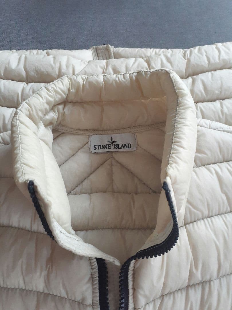 STONE 　ダウンベスト　キルティングベスト