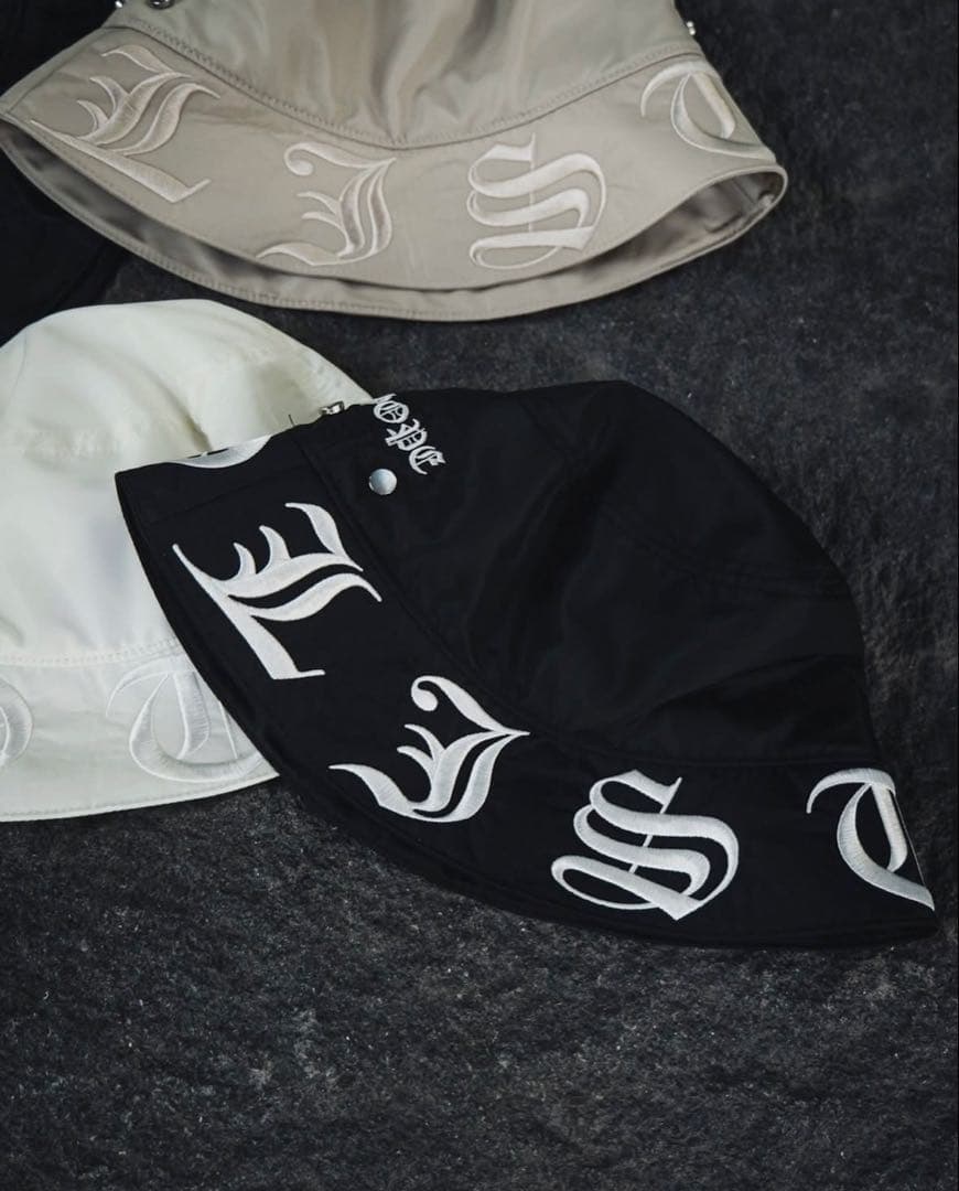 cvtvlist カタリスト ロゴ入り バケットハット 黒