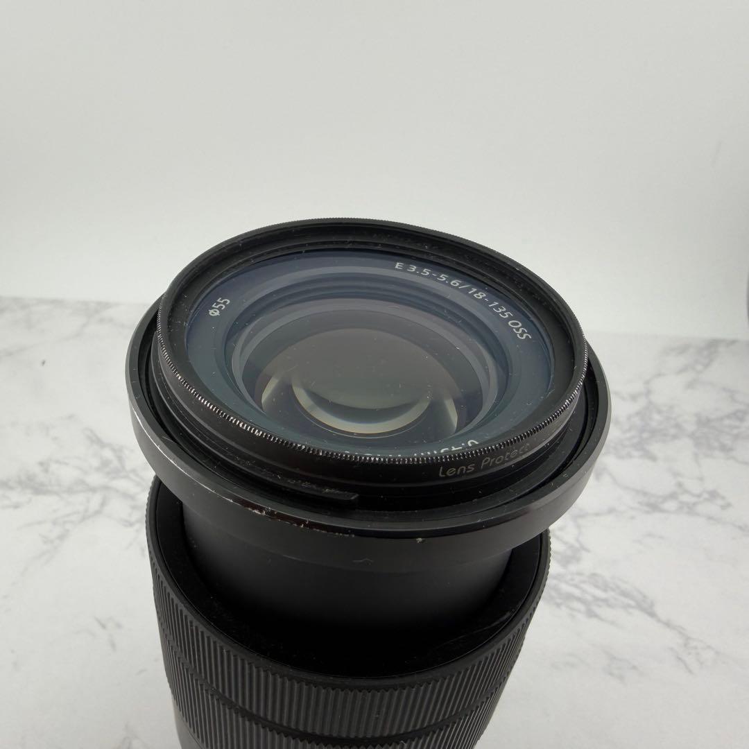 SEL18135 SONY Eマウント　ズームレンズ／使用感あり