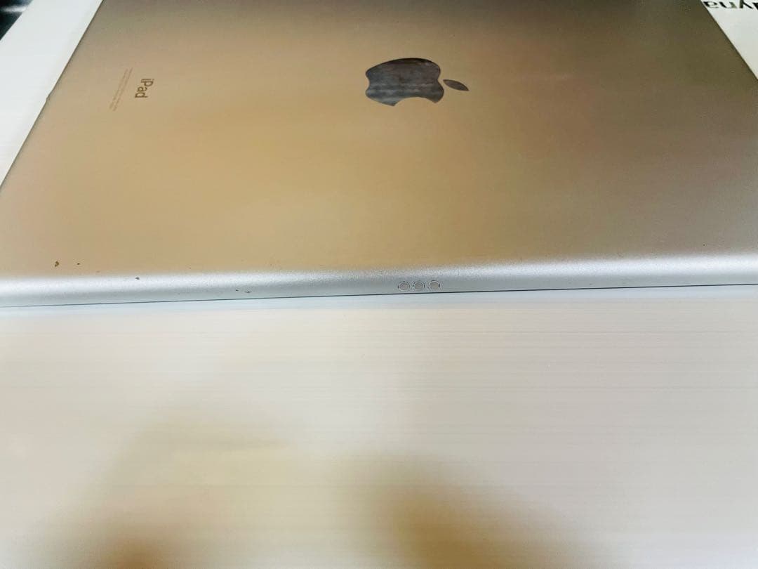 【12/18まで】iPad 第9世代 64GB シルバーWi-Fiモデル