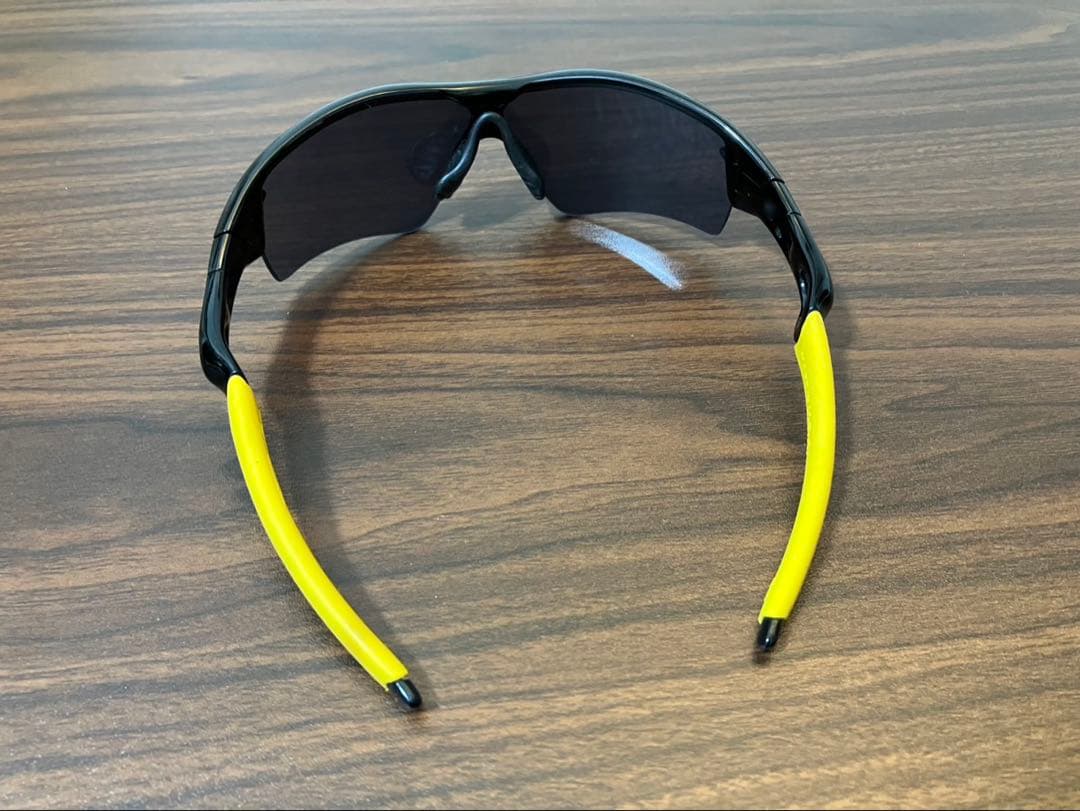 【再評】OAKLEY オークリー　サングラス　LIVESTRONGランニング