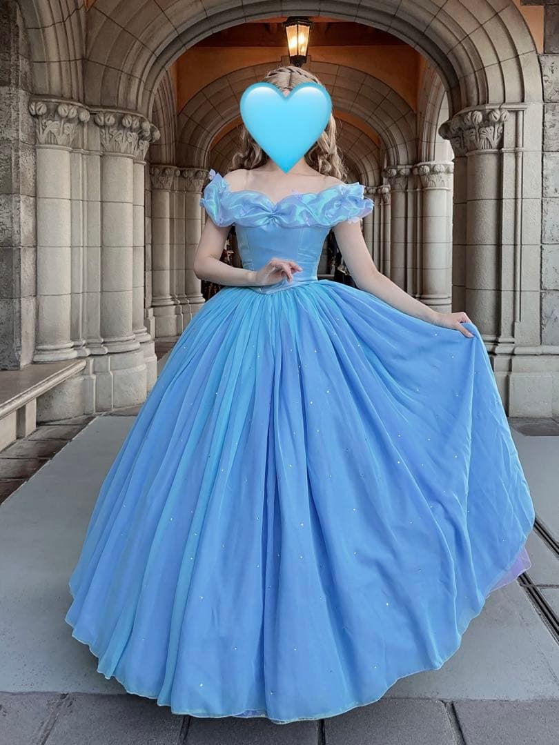 実写シンデレラドレス