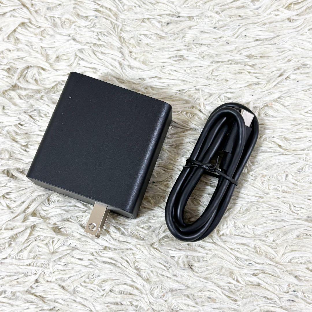 【新品同様】ネブラ Capsule 3 プロジェクター D2425N11 黒