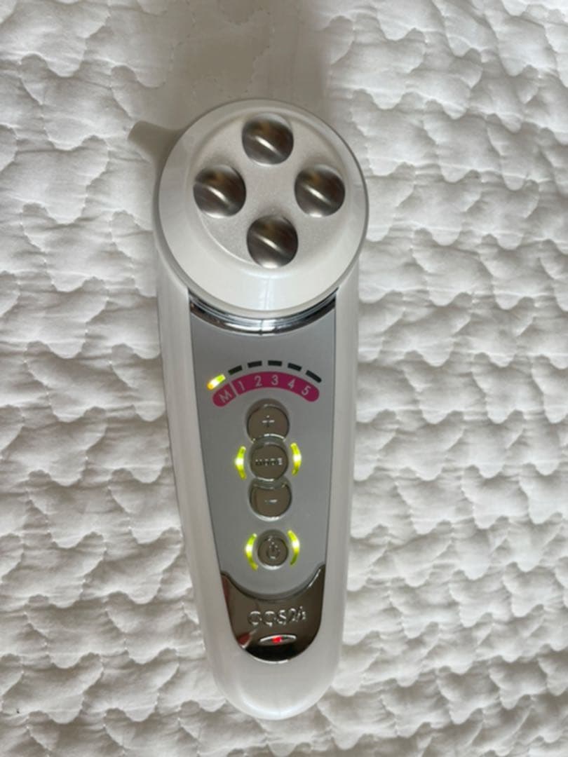 大幅値下げしました！即日発送！セルキュアスペシャル24　ベレガ　美顔器