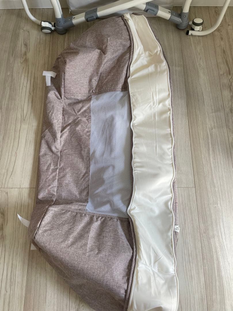 Vinona メッシュサイド ベビーベッド