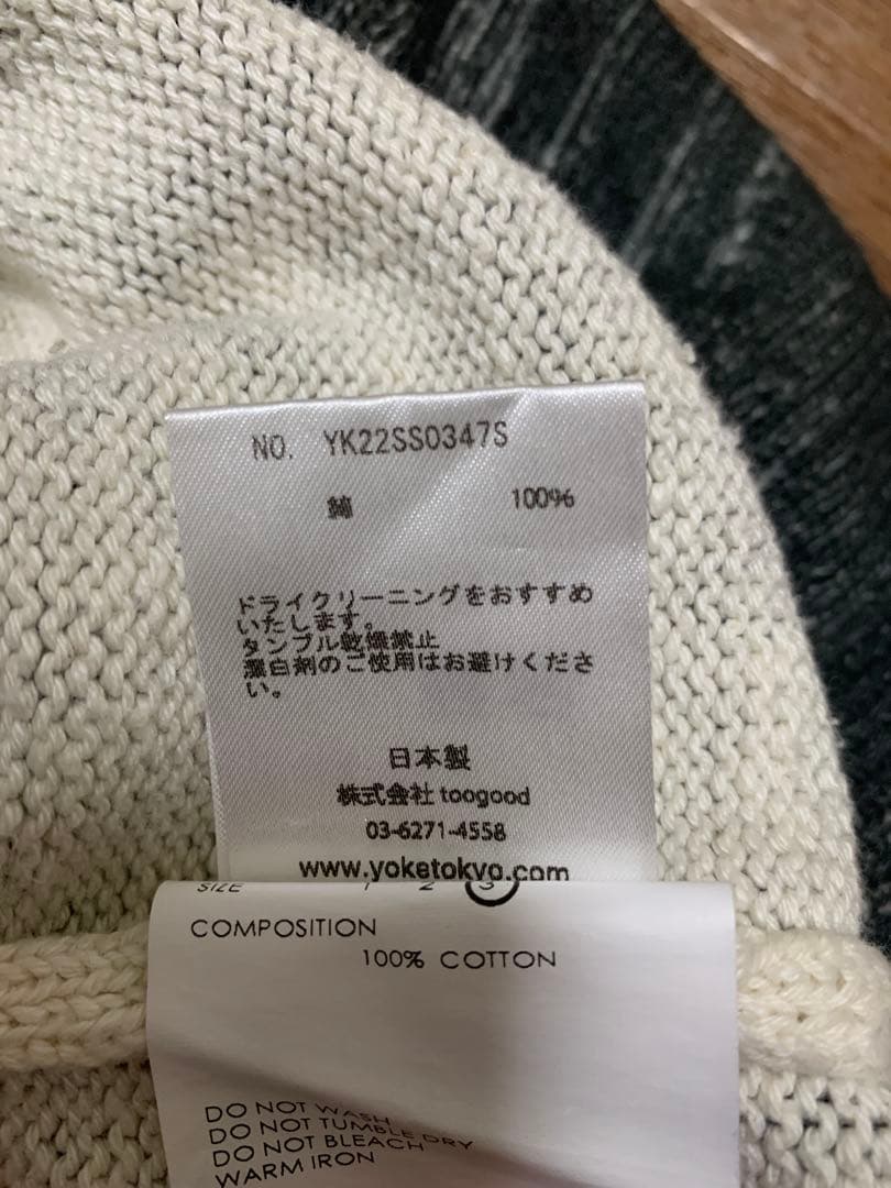 YOKE ヨーク　ニット