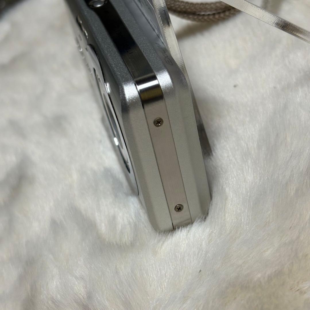 ⭐️CASIO⭐️ EXILIM EX-Z80 コンパクトデジカメ　シルバー