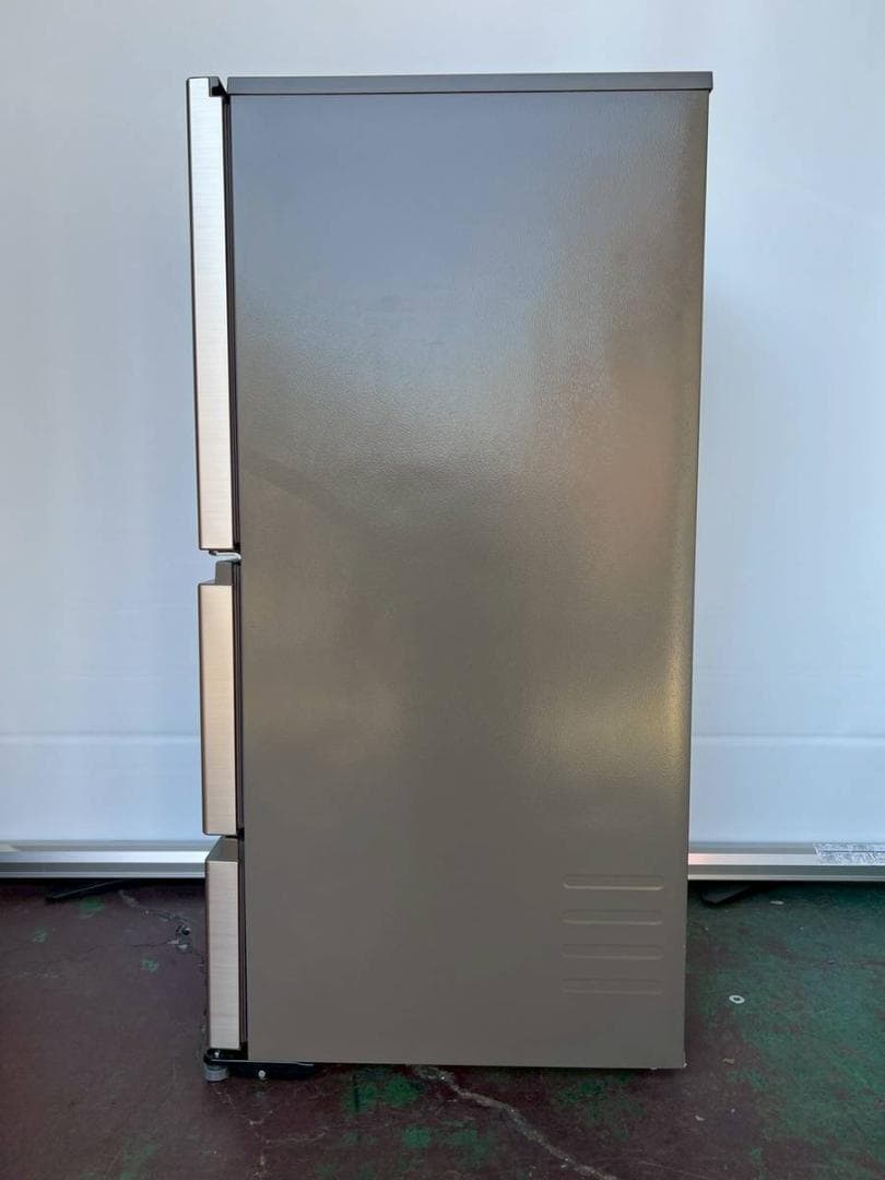 【完動品】AQUA アクア 冷凍冷蔵庫 FREEZIA+ AQR-26R