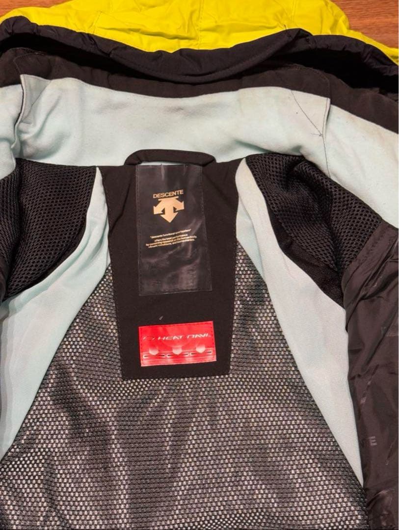 DESCENTE デサントメイト　スキーウェア　上下　スノーウェア限定セール中