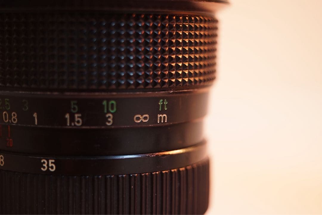 【ジャンク】 Canon 20-35 F.3.5 L new FD Lens