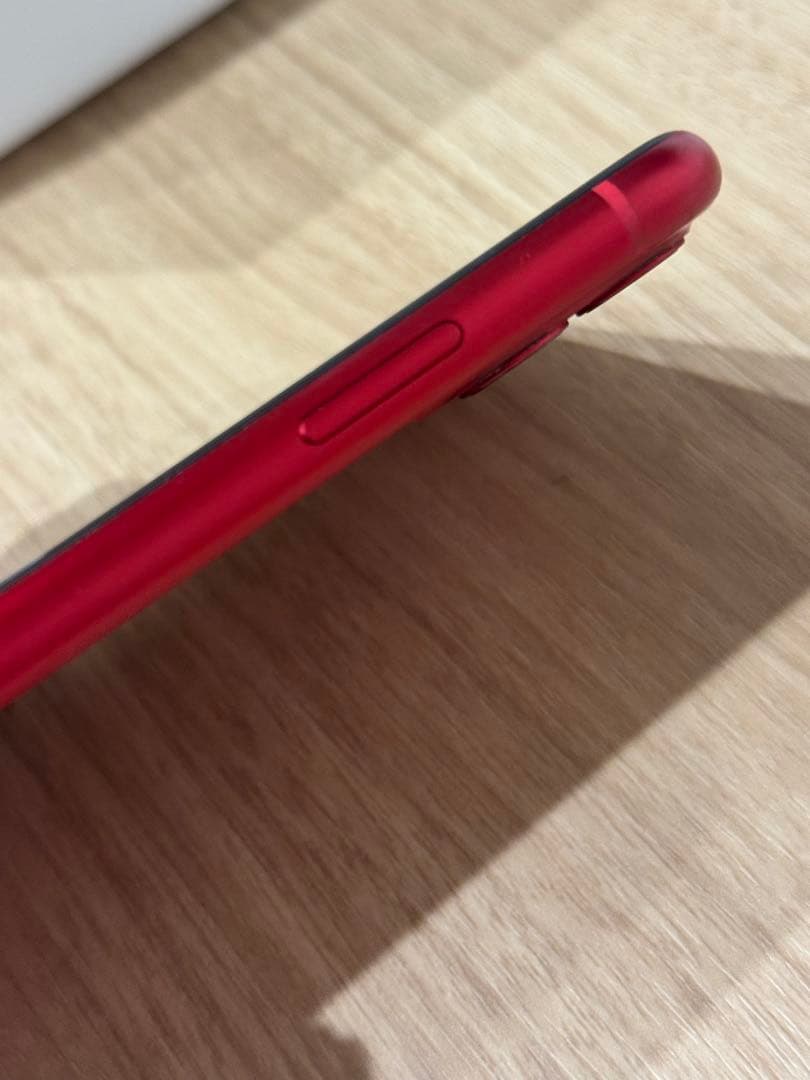 Apple iPhone 11 (PRODUCT RED) 本体