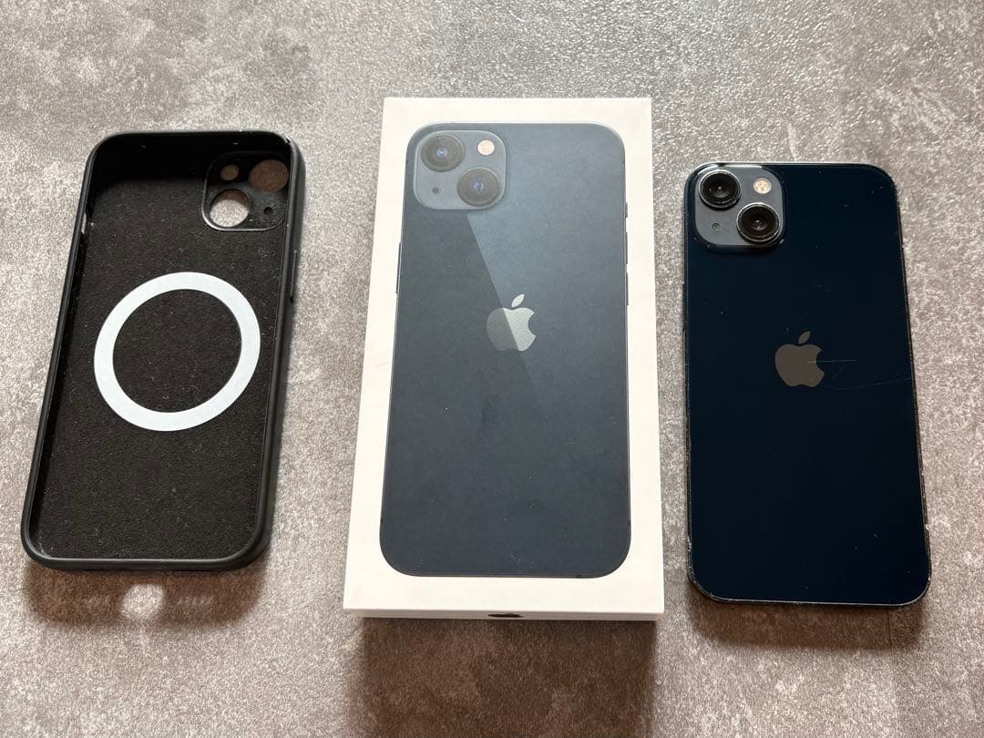 S*g様 Apple iPhone 13 ミッドナイト ケース付き