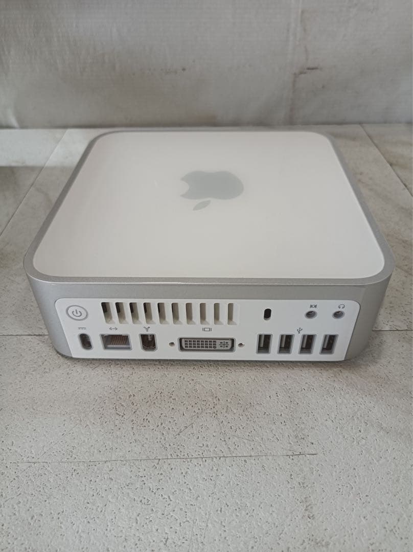 八6413【未使用品】 Apple Mac mini A1176