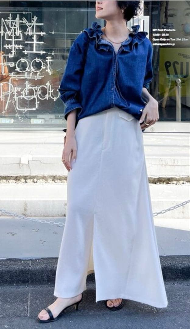 Rie Miller フリルギャザーデニムブラウス