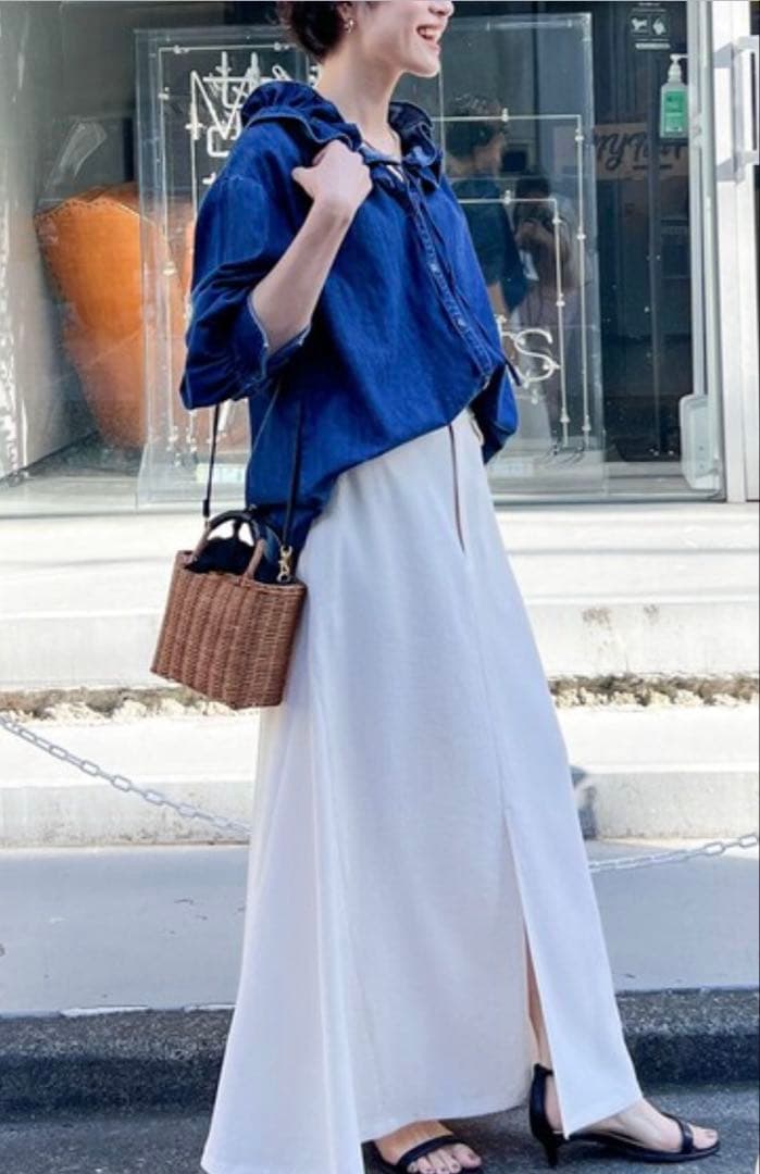 Rie Miller フリルギャザーデニムブラウス