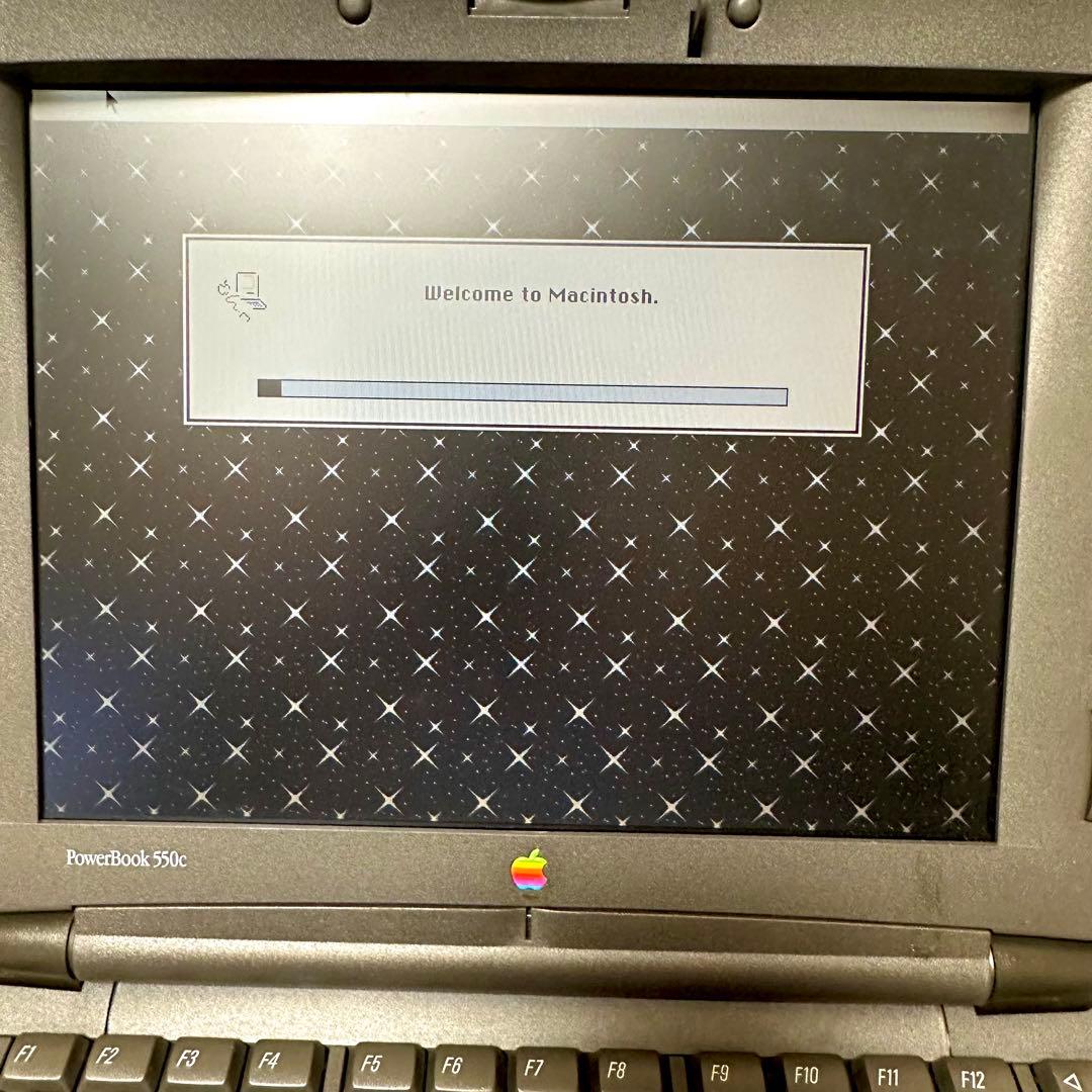 ビンテージApple Macintosh Power Book 550c