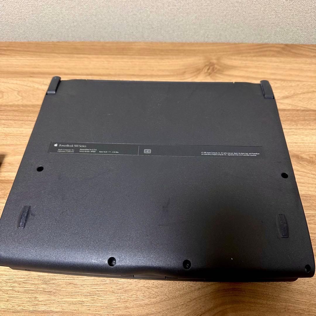 ビンテージApple Macintosh Power Book 550c