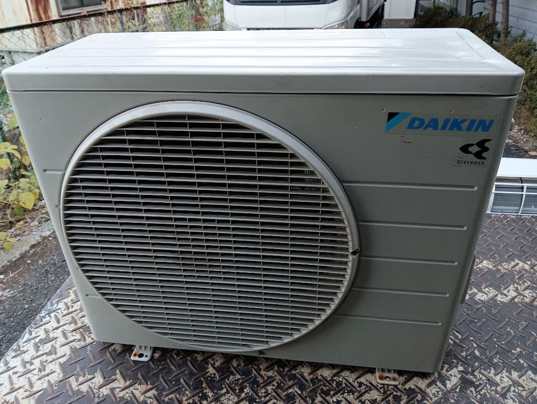 ダイキン ルームエアコン 6畳 光速ストリーマ搭載 自動掃除 ATC22YSE9