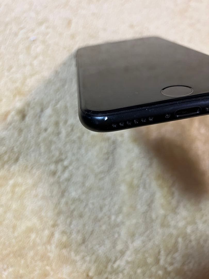 Apple iPhone SE (第2世代) ブラック 本体SIMフリー