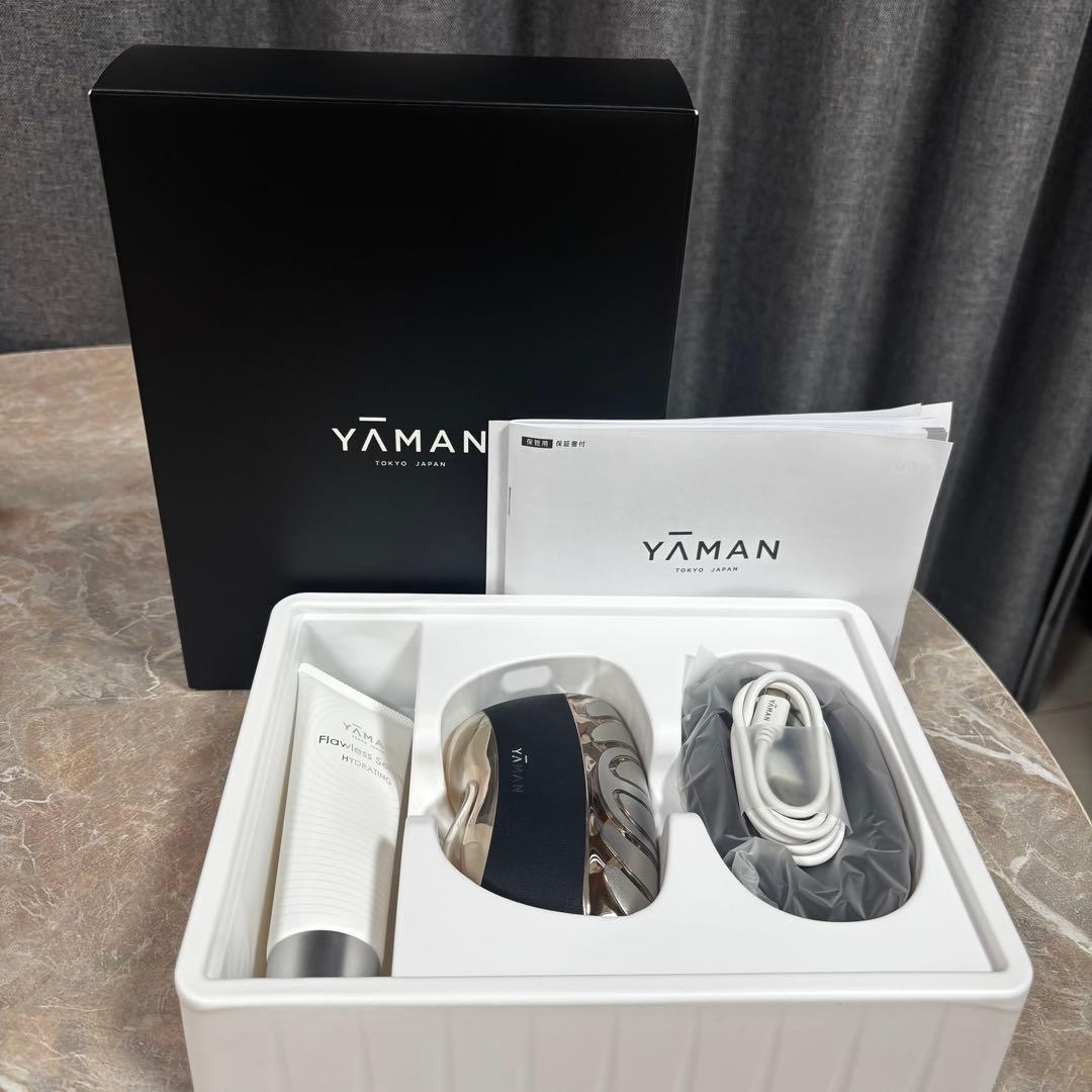 YA-MAN リフトロジープロ 本体+フローレスセラム(美容液)セット