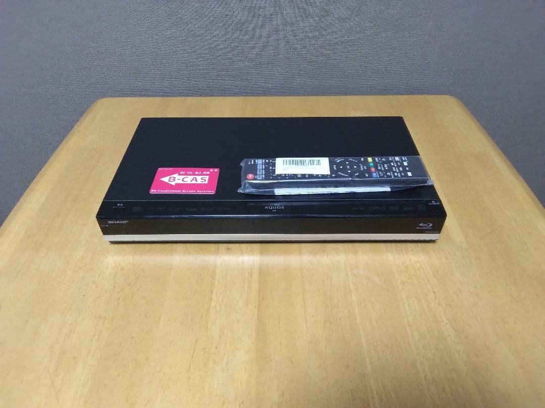 SHARP ブルーレイレコーダ BD－W1800 2番組同時録画　保証付き