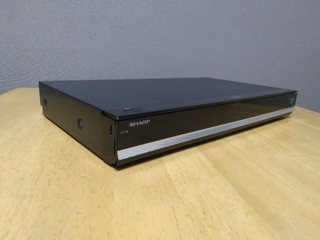 SHARP ブルーレイレコーダ BD－W1800 2番組同時録画　保証付き