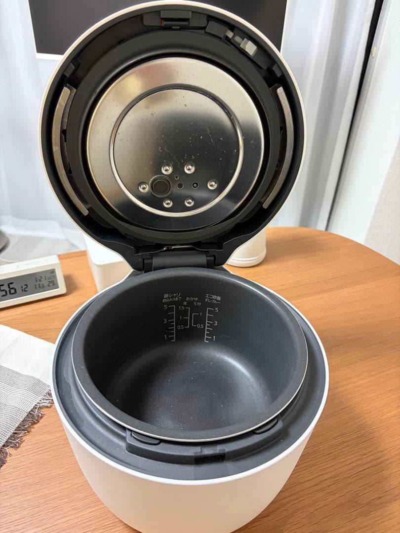 Panasonic　炊飯器　SR-NB102 2022年製　圧力　IH ジャー