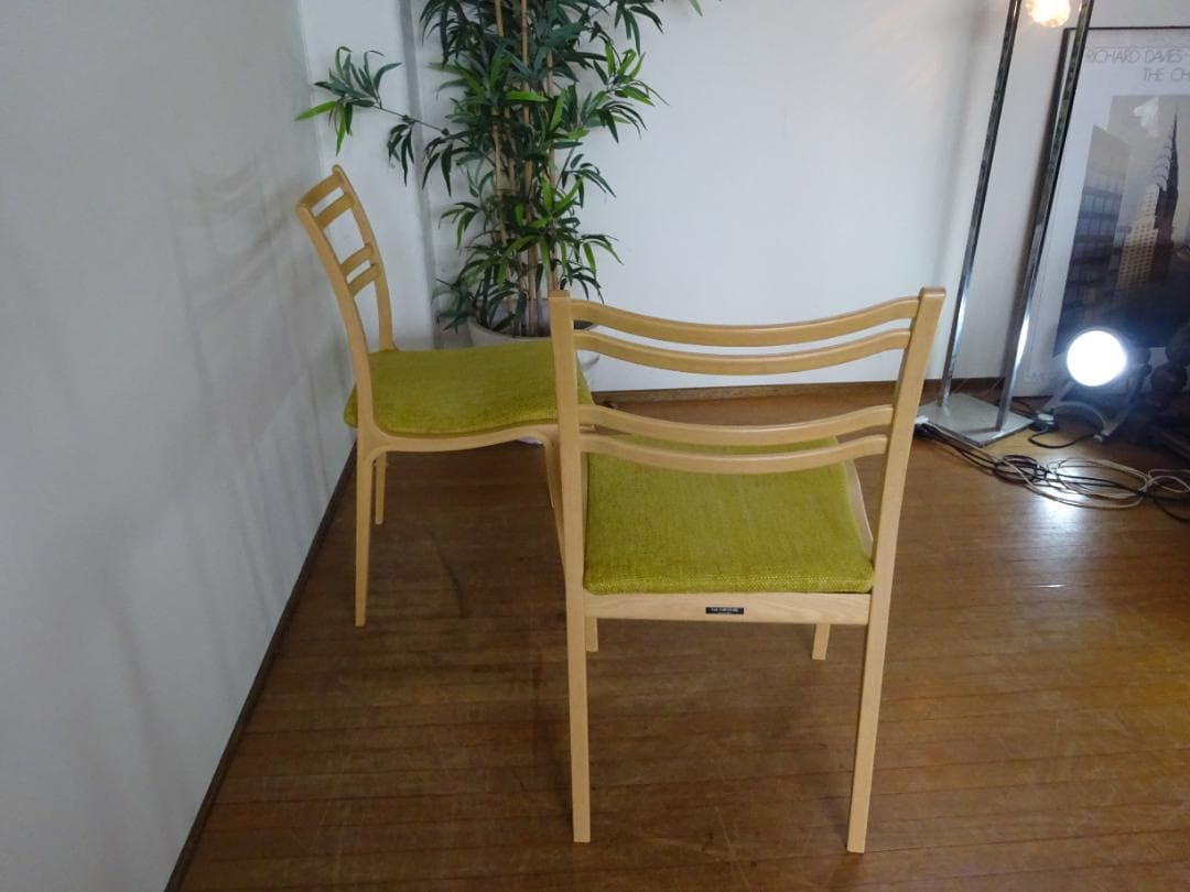 akiko　富士ファニチャー　Calm/カーム　軽量　曲げ木　2脚セット