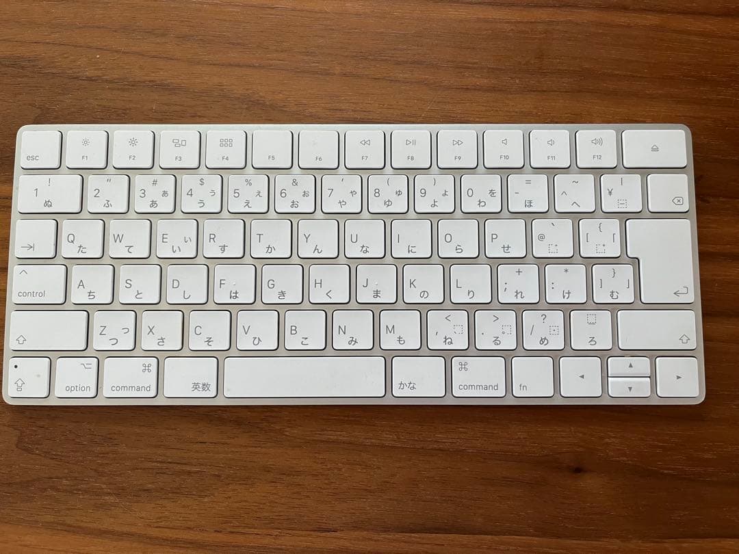 Apple iMac 21.5インチ本体 + キーボード + マウス