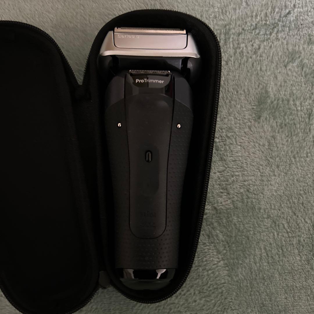 BRAUN Series8 電気シェーバー