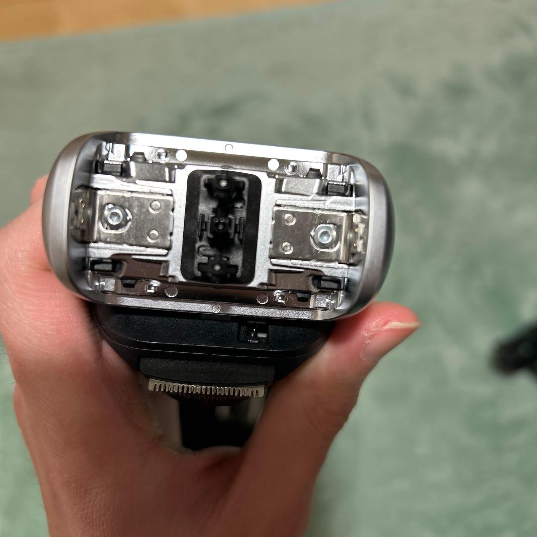 BRAUN Series8 電気シェーバー