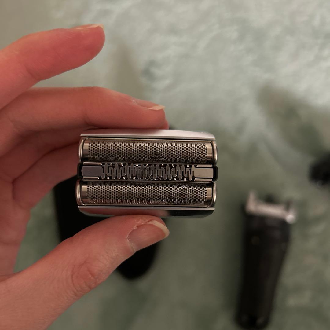 BRAUN Series8 電気シェーバー