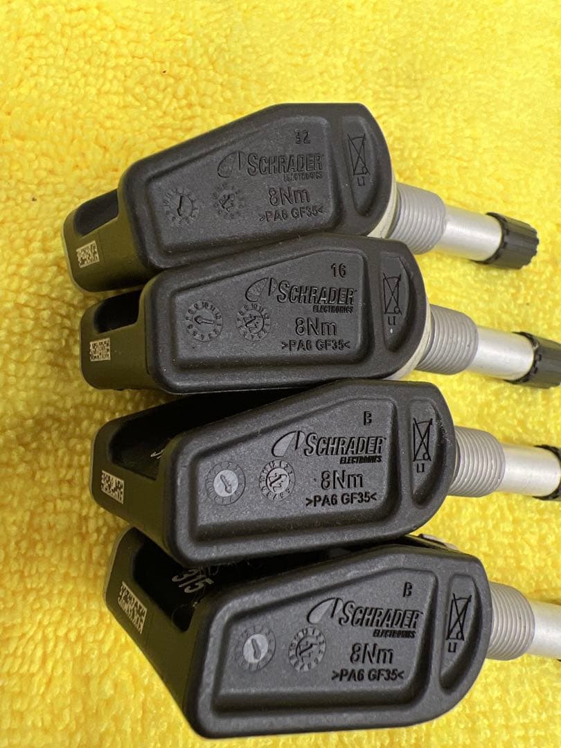 メルセデスベンツ　空気圧センサー