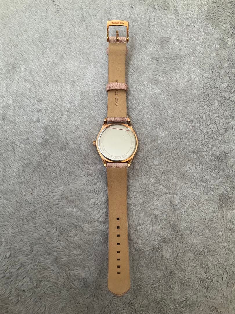 いちご大福 CASIO BABY-G 電波 ソーラー +マイケル・コース