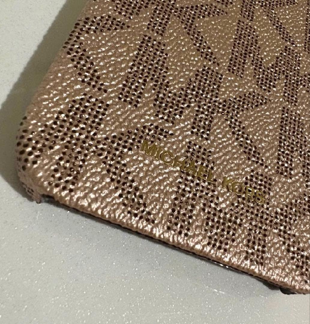 新品未使用☆マイケルコース iPhone13対応ケース ローズ ロゴ型押プリント