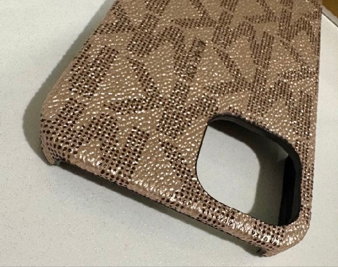 新品未使用☆マイケルコース iPhone13対応ケース ローズ ロゴ型押プリント