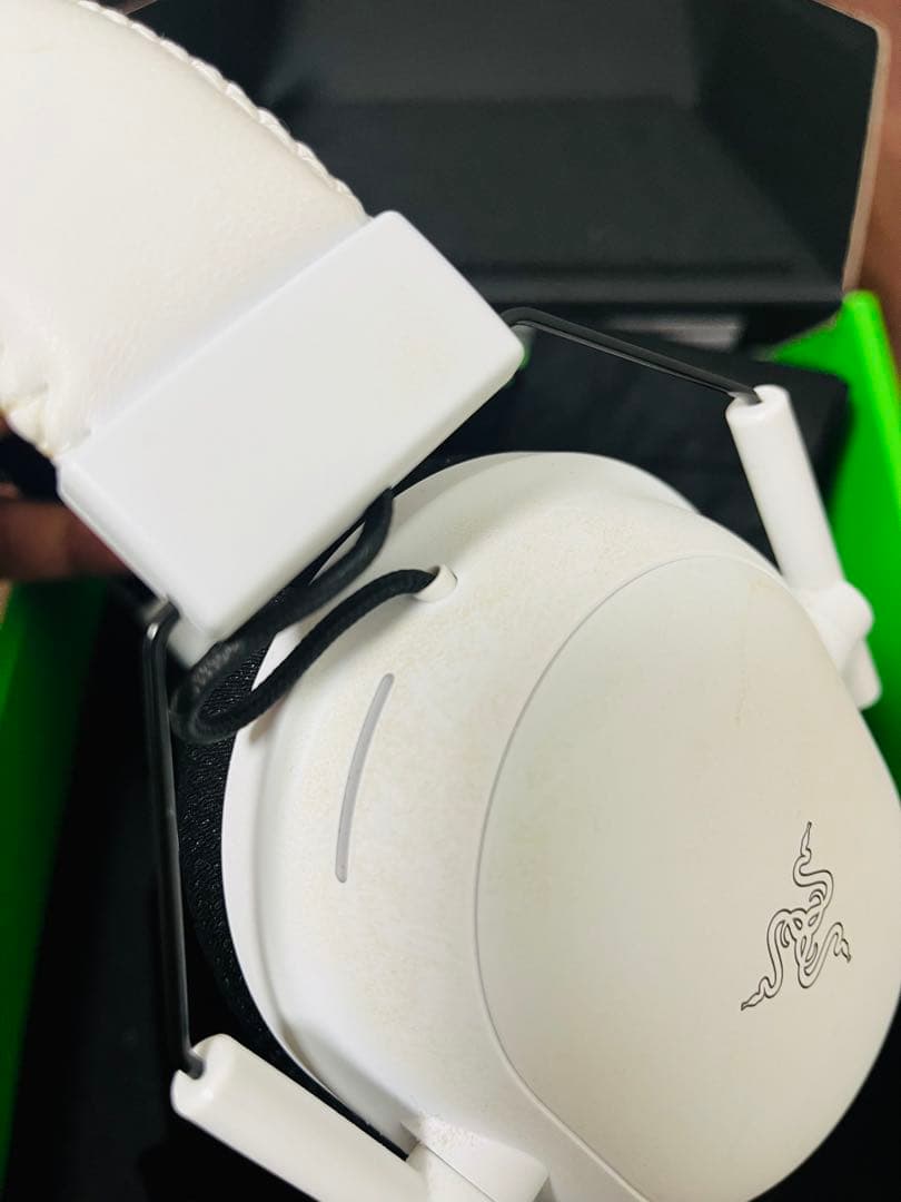 ま*ち様 Razer BlackShark V2 Pro ホワイト！イヤーパッド