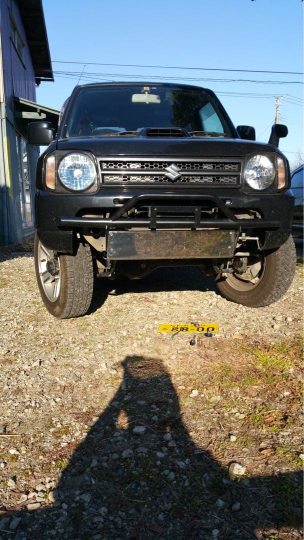 半*樹様 中古ジムニーJB23しし狩りバンパー再塗装済み⁉️近場の方手渡しOK⁉