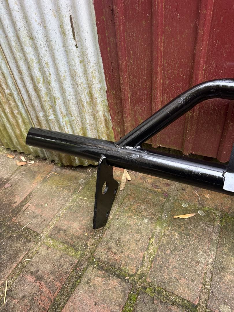 半*樹様 中古ジムニーJB23しし狩りバンパー再塗装済み⁉️近場の方手渡しOK⁉