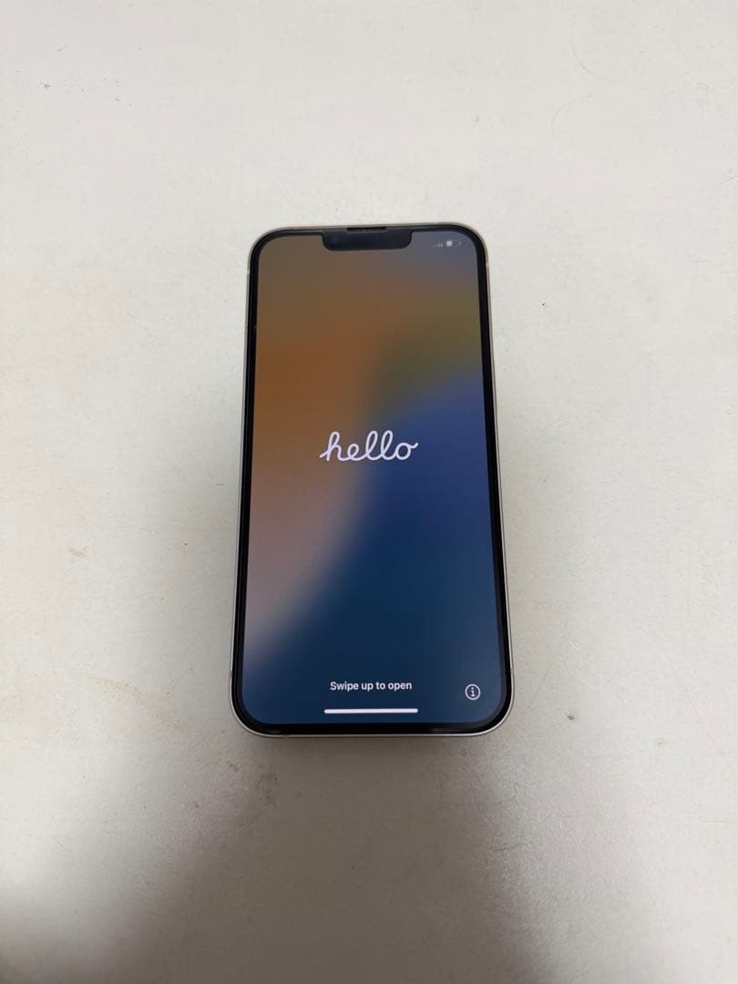 Apple iPhone 13 ホワイト 本体