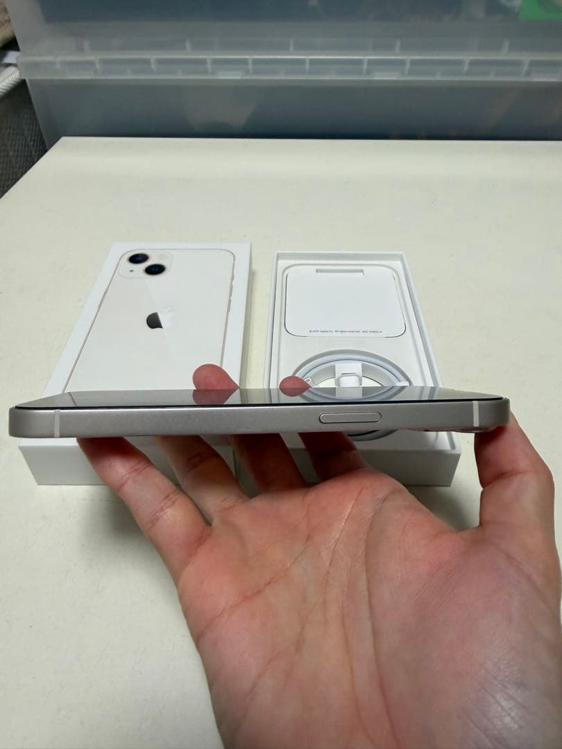Apple iPhone 13 ホワイト 本体