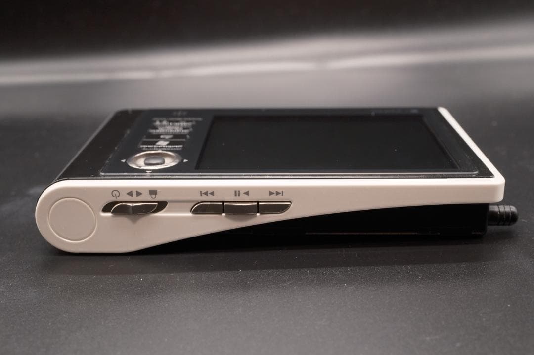 東芝 TOSHIBA gigabeat MEV30T 美品 バッテリー交換済