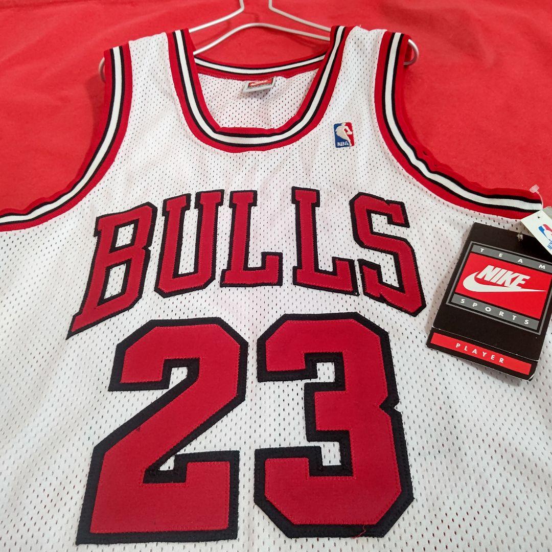 【希少】NIKE NBAブルズ マイケルルョーダン オーセンティックユニホーム