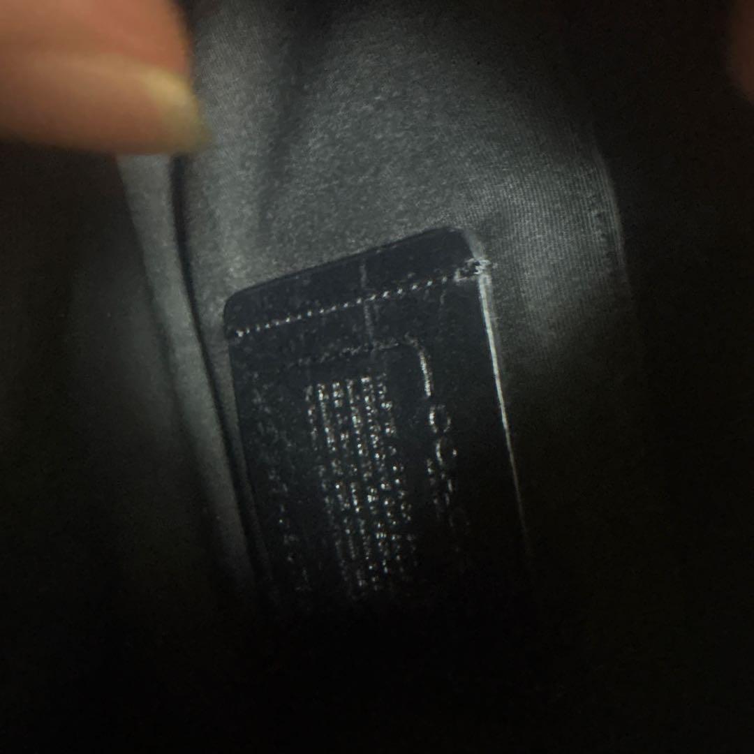 ブラックレザーショルダーバッグCOACHクロスボディcoachコーチシグネチャー