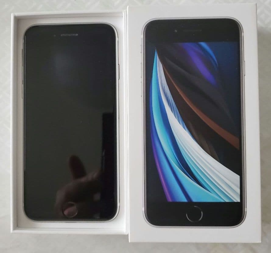 【美品】　 iPhone SE 第2世代 128GB ホワイト MXD12J／A