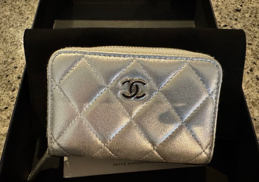 CHANELシャネル　ジップ　パース　ミニウォレット